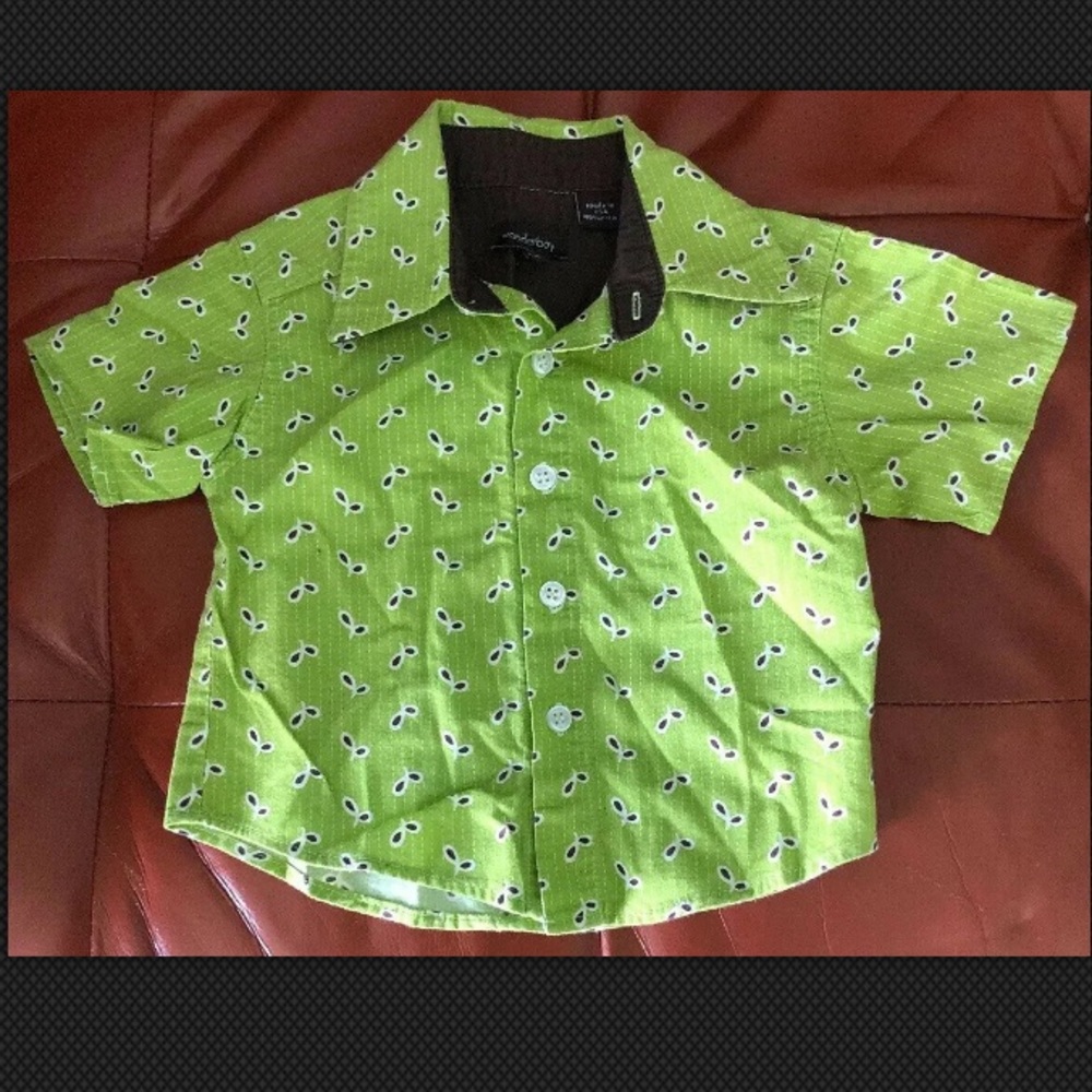 Adorable Wonderboy Button Down Short Sleeve Shirt